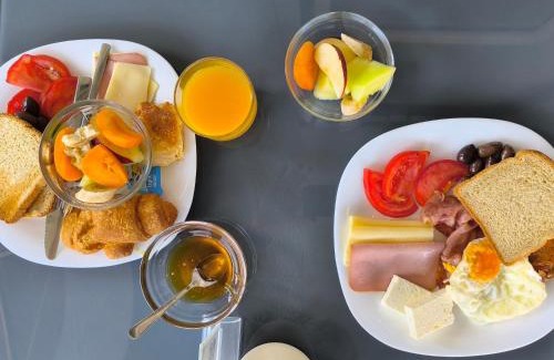 Pefkochori Hotel | Kapsohora Inn