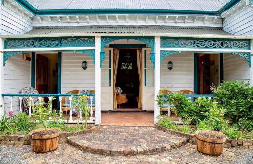 Coromandel Bed & Breakfast | Karamana Homestead (1872)
