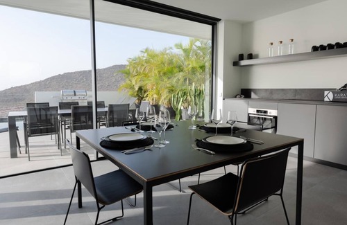 Costa Adeje Villa | KARAT VILLA KAI TORVISCAS