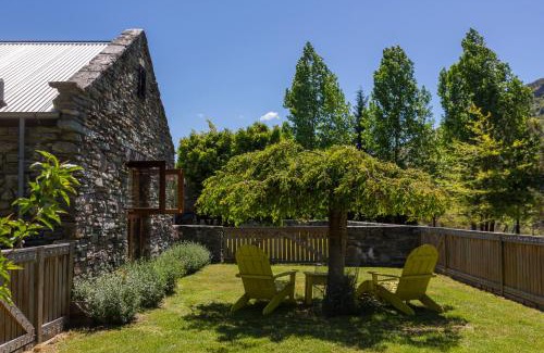 Arrowtown House | Karavanserai Home