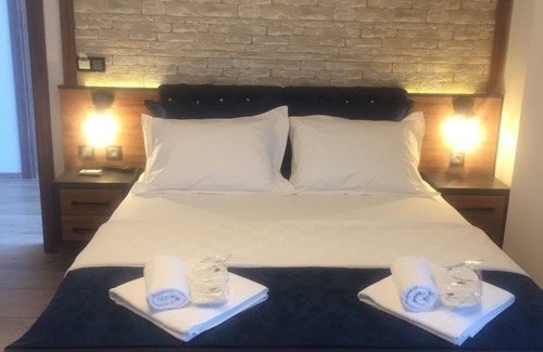 Gokceada Hotel | Kardeliz Butik Otel