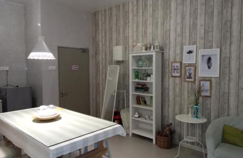 Tanah Rata Apartment | Kareena Barrington Square Goldenhills Pasar Malam Cameron Highlands