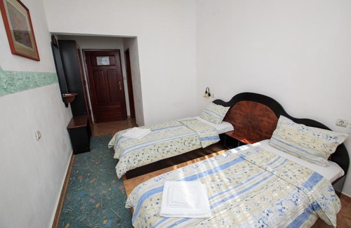 Strumyani Hotel | Kareliya Complex