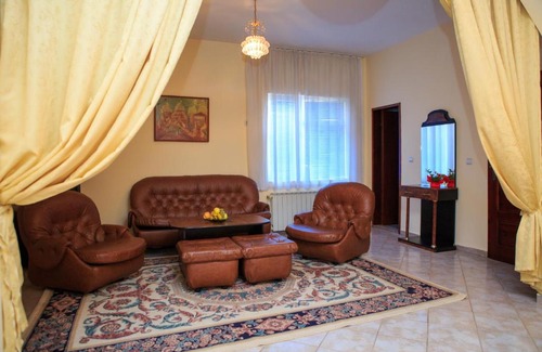 Strumyani Hotel | Kareliya Complex