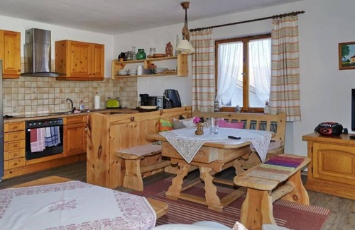 Kruen Apartment | "Karwendel" No.2 apartment/2 bedrooms/shower,bath - Berghof, Haus Luise
