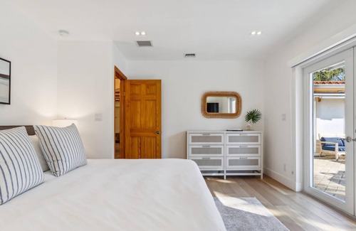 Imperial Point House | Kasa By The Sea 4BD-3BA Private Home