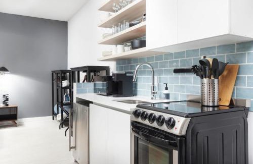 City Center Apartment | Kasa Collins Park Miami Beach Convention Center