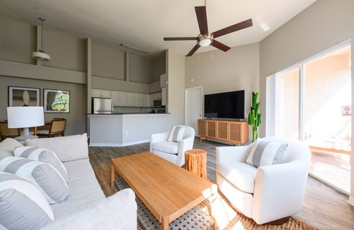 Wellington Apartment | Kasa | Cozy 2BD + Pet Friendly | Wellington