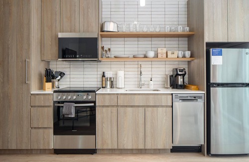 Near North Side Apartment | Kasa River North Chicago