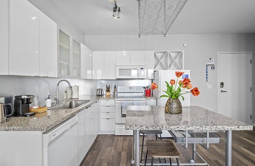 South Side Flats Apartment | Kasa South Side Pittsburgh