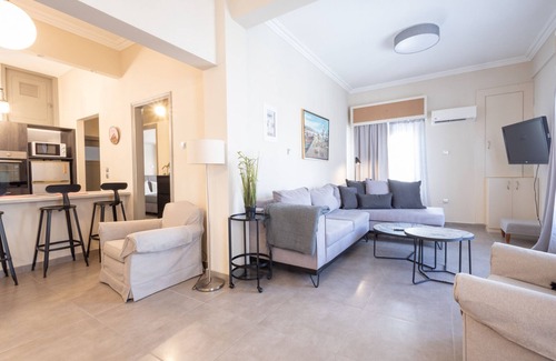 Pasalimani Apartment | Kastella Waves: Chic 2-Bedroom Getaway
