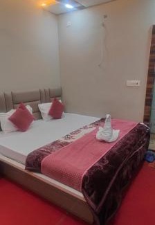 Mathura House | Kasturi Dham