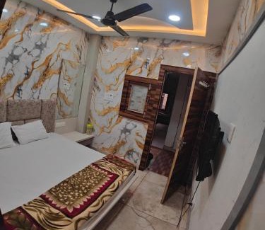 Mathura House | Kasturi Dham