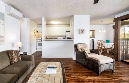 Hanamaulu Condo | Kauai Beach Villas, Access Kauai Beach Resort pools, Walk to beach, FREE PARKING
