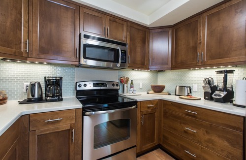 Princeville House | KAUAI GOOD VIBES 3BD, Air Conditioning, 2 baths, Outdoor shower, beach trail