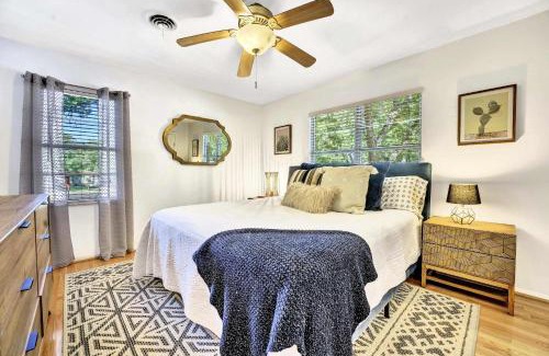 Fredericksburg House | Kay Street Bungalow - Hot Tub Fire Place & Close to Main
