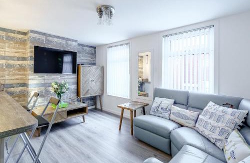 Thornton-Cleveleys House | Kays