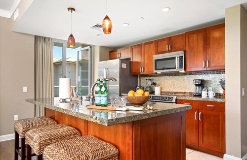 Honokowai Condo | KBM Resorts | Spacious 5-Bedroom Honua Kai Collection | Multi Unit Listing | Same Floor | Ocean Views | 3 Free Rental Cars! HKH-406/09/23