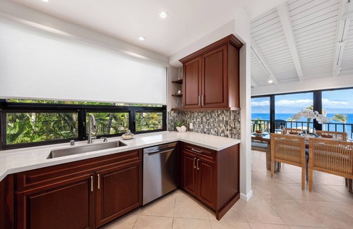 Napili Condo | KBV 15B2 2BD Kapalua Breathtaking Panoramic Ocean views