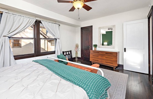 South Kansas City House | KC Charming Brookside Bungalow!