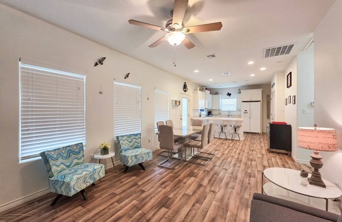 Crystal Beach House | KC'S Sunshine - a 2 bedroom, 2 bath home that sleeps 9.