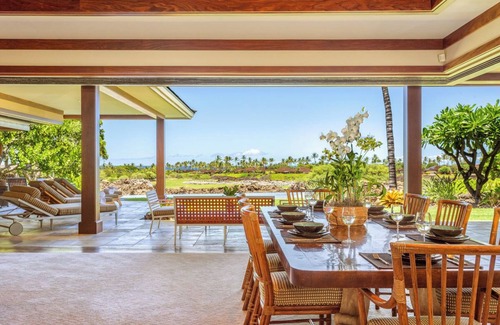 Kaupulehu House | Ke Alaula Hale 7 – Private & Secluded | Onsite Staff & Daily Housekeeping