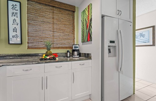 Kahaluu Bay Condo | Keauhou Surf and Racquet 8202 | 2 Bed, 2 Bath