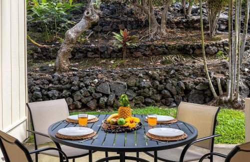 Kahaluu Bay House | Keauhou Surf & Racquet Townhouse #36