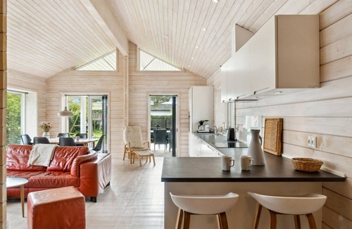 Knebel House | "Keijo" - 150m from the sea by Interhome