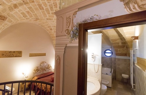 Cellino San Marco Hotel | Kelina Charme Hotel by Cantine Due Palme