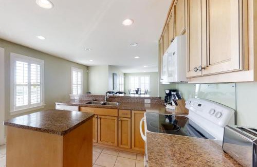 Atlantic Beach House | Kellum