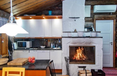 Tahkovuori House | Kelosyväri 3 by Interhome