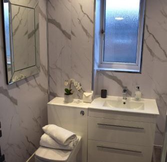 Larbert Apartment | Kelpies Serviced Apartments- Russell