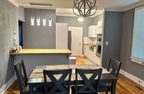 Midtown House | Kelsey Manor