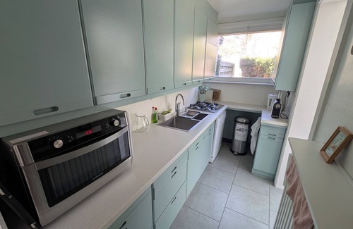 De Panne House | Kelvenec, Charmante Maison Familiale Dans le Quartier Dumont Près de la Plage