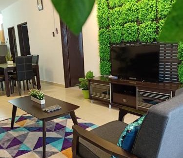 Bandar Kota Bharu Apartment | Ken1606 Home - Centre of KB, WIFI, 6 to 8 pax