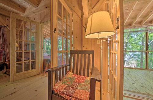 Bath Cottage | Kennebec River Cottage; 1/4 Mi to Boat Ramp!
