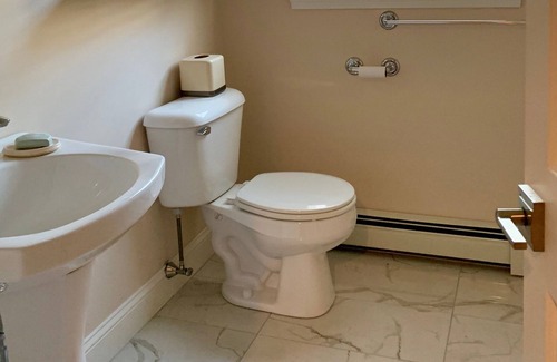 Kennebunk House | Kennebunk Maine town house 6 month rental or longer.