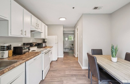Decatur Apartment | Kenridge Apartments 340 I Spacious 2 Bed 1 Bath