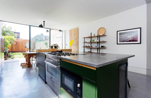 Brondesbury Park House | Kensal Rise Retreat, by Veeve