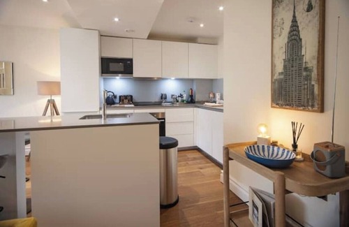 Abingdon Apartment | Kensington High Street One Bed Flat
