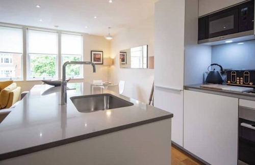 Abingdon Apartment | Kensington High Street One Bed Flat