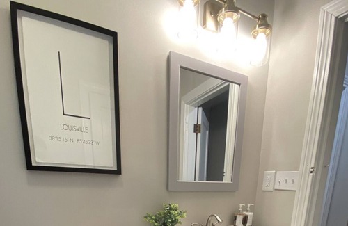 Wyandotte House | Kentucky bluebird central location, safe, clean