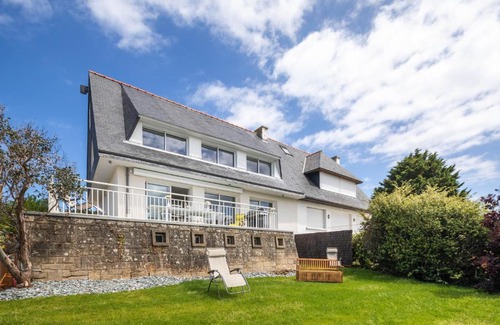 Cancale House | KER MANOU - Baie des dauphins