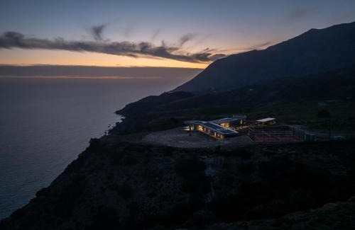 Agia Galini Villa | Keras Cliff House