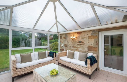 Dornoch Cottage | KERRISDALE, family friendly, with a garden in Dornoch
