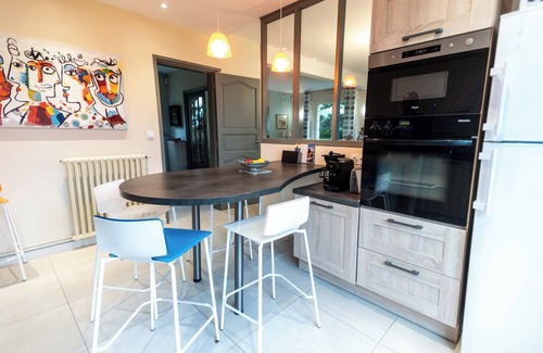 Saint-Philibert House | KERVARAIL House close to beaches. sleeps 10