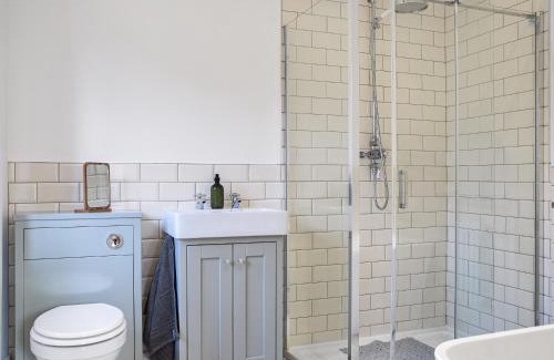 Holmfirth House | Kestrel Cottage