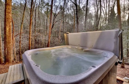Blue Ridge Cabin | Keturah's Creek - Luxury Couples Tiny Cabin - 8 acres