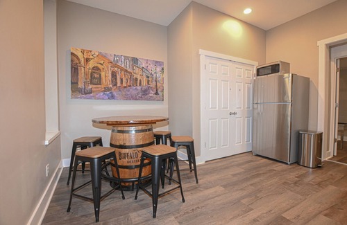 Butchertown Apartment | Key Club of Butchertown, close to all the Bourbon, restaurant's and shops